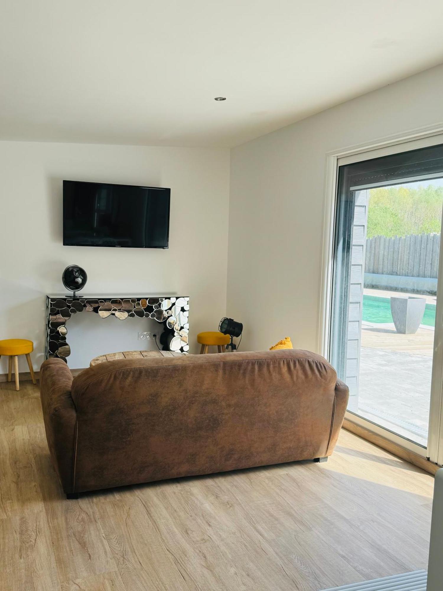 Le Chant De La Riviere Holiday home *